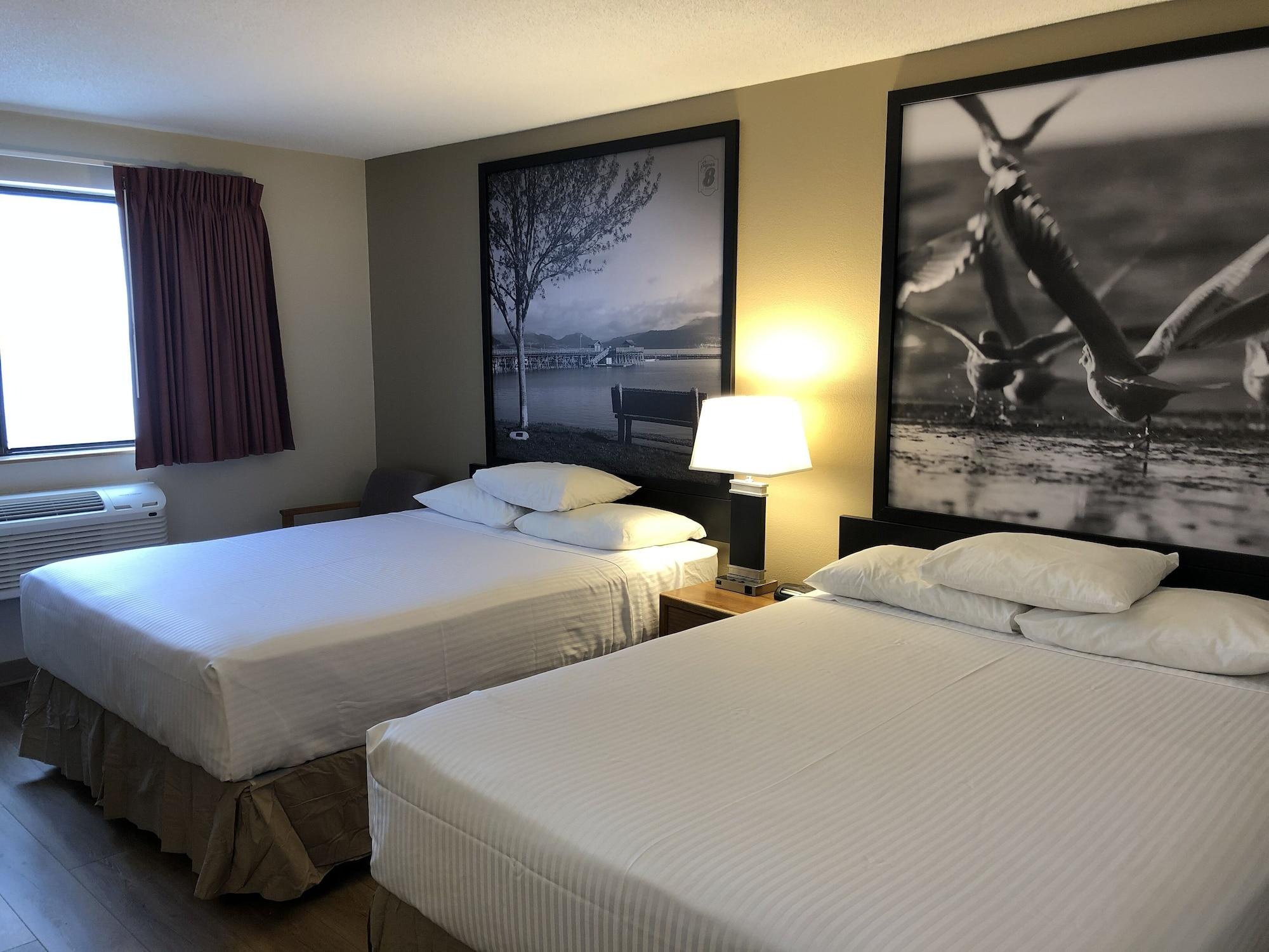 Hotel Super 8 By Wyndham Salmon Arm Extérieur photo
