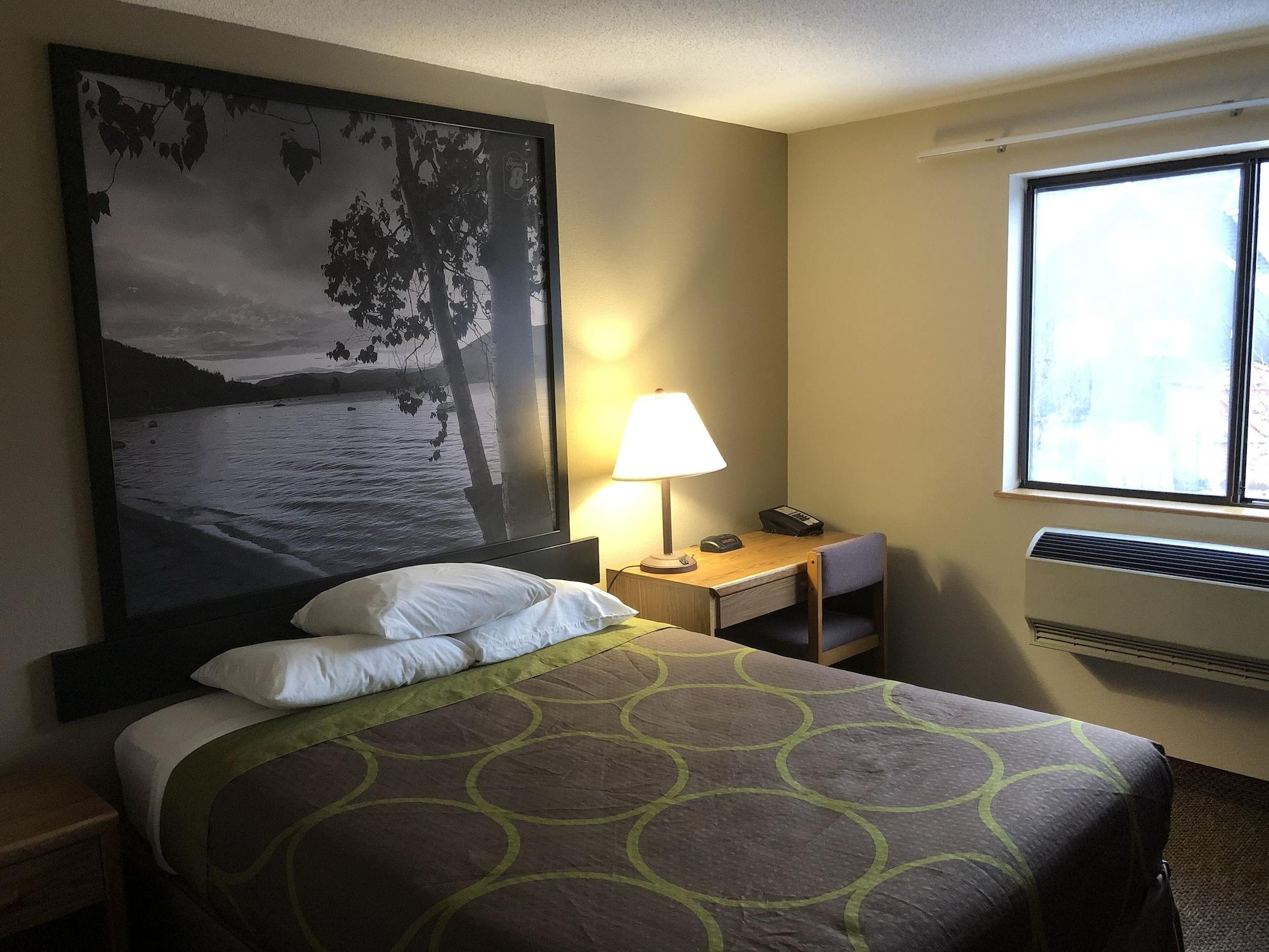 Hotel Super 8 By Wyndham Salmon Arm Extérieur photo