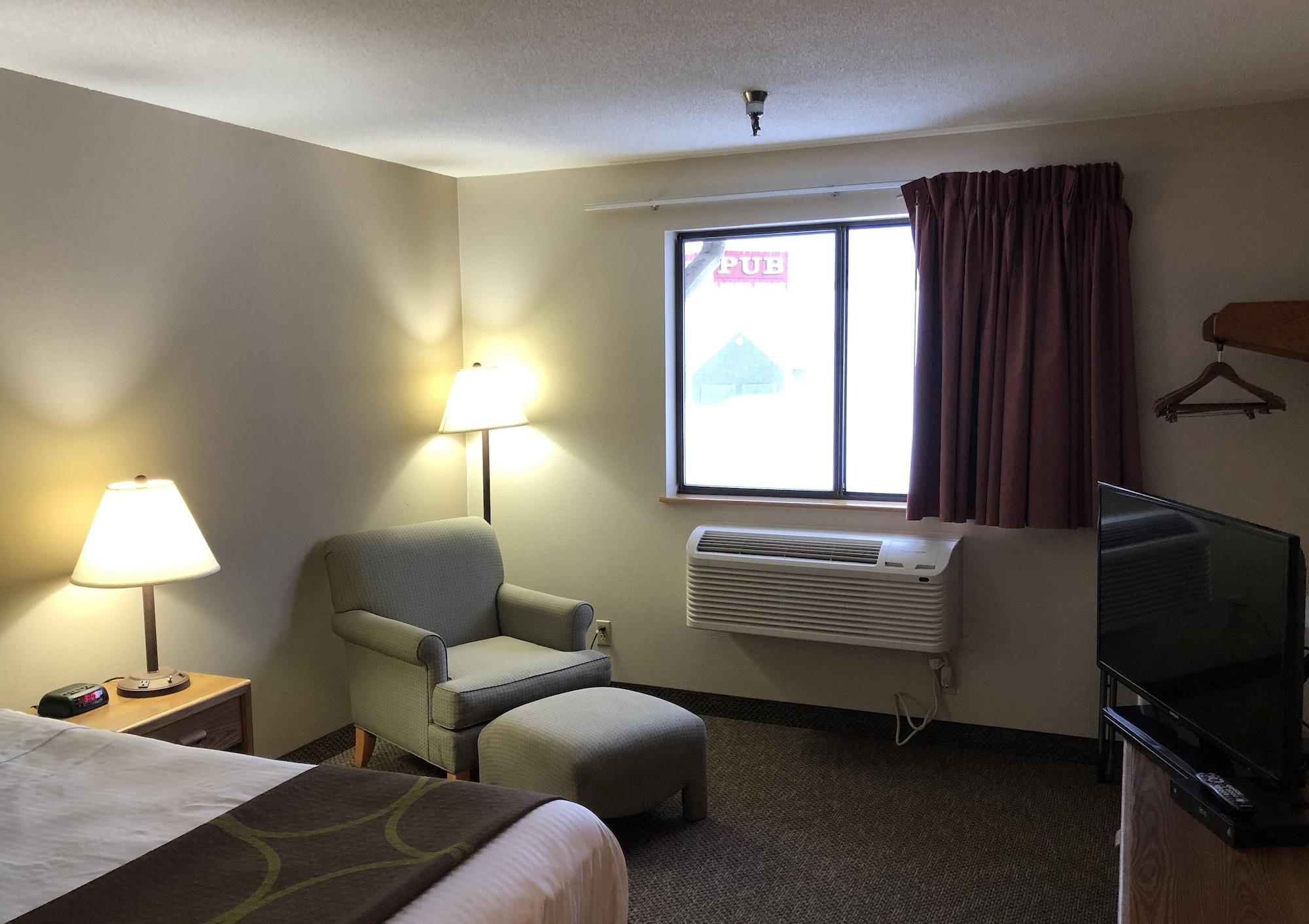Hotel Super 8 By Wyndham Salmon Arm Extérieur photo