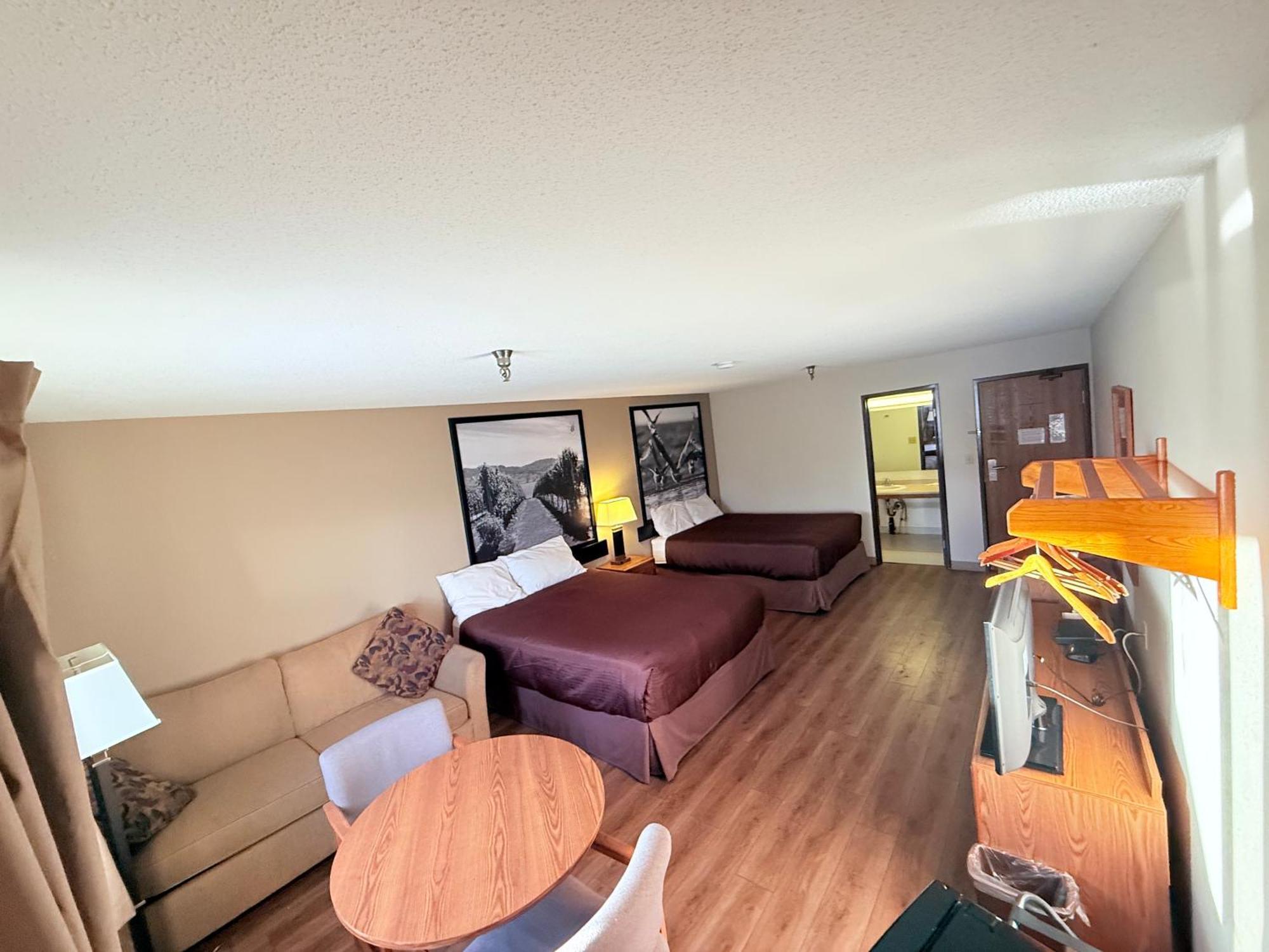 Hotel Super 8 By Wyndham Salmon Arm Extérieur photo